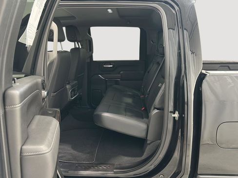 Used 2021 GMC Sierra 3500 SLT w/ SLT Premium Package image 23