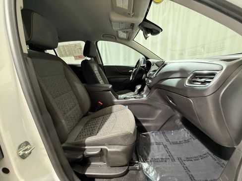 Used 2022 Chevrolet Equinox LT image 21