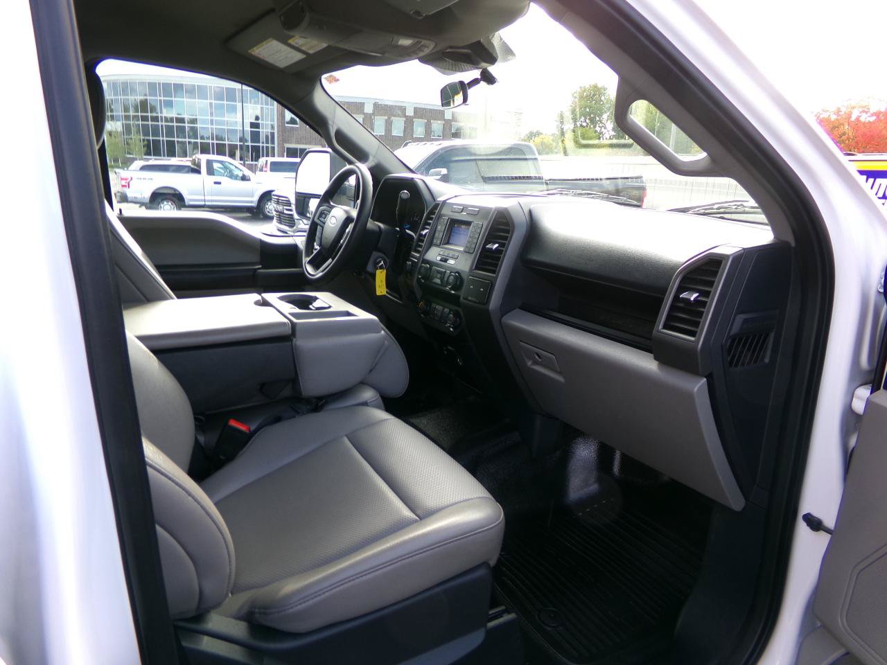 Used 2022 Ford F250 XL w/ Power Equipment Group AWD/4WD image 39