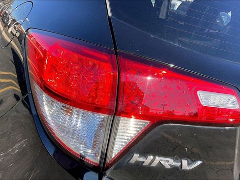 Used 2022 Honda HR-V Sport image 27