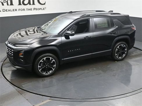 New 2026 Chevrolet Equinox LT image 22