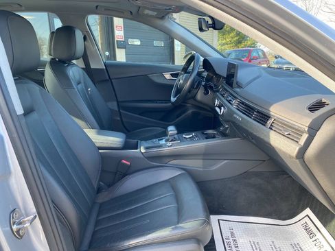 Used 2018 Audi A4 2.0T Premium w/ Convenience Package AWD/4WD image 31