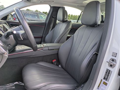 Certified 2025 Mercedes-Benz E 350 4MATIC Sedan image 16
