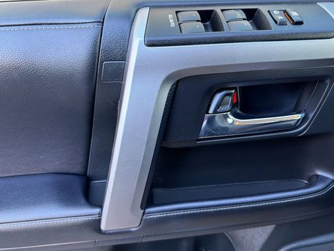 Used 2024 Toyota 4Runner SR5 image 10