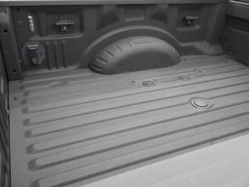Used 2021 Ford F350 Lariat AWD/4WD image 5