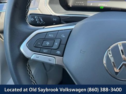Used 2023 Volkswagen Tiguan SE w/ Panoramic Sunroof Package AWD/4WD image 43