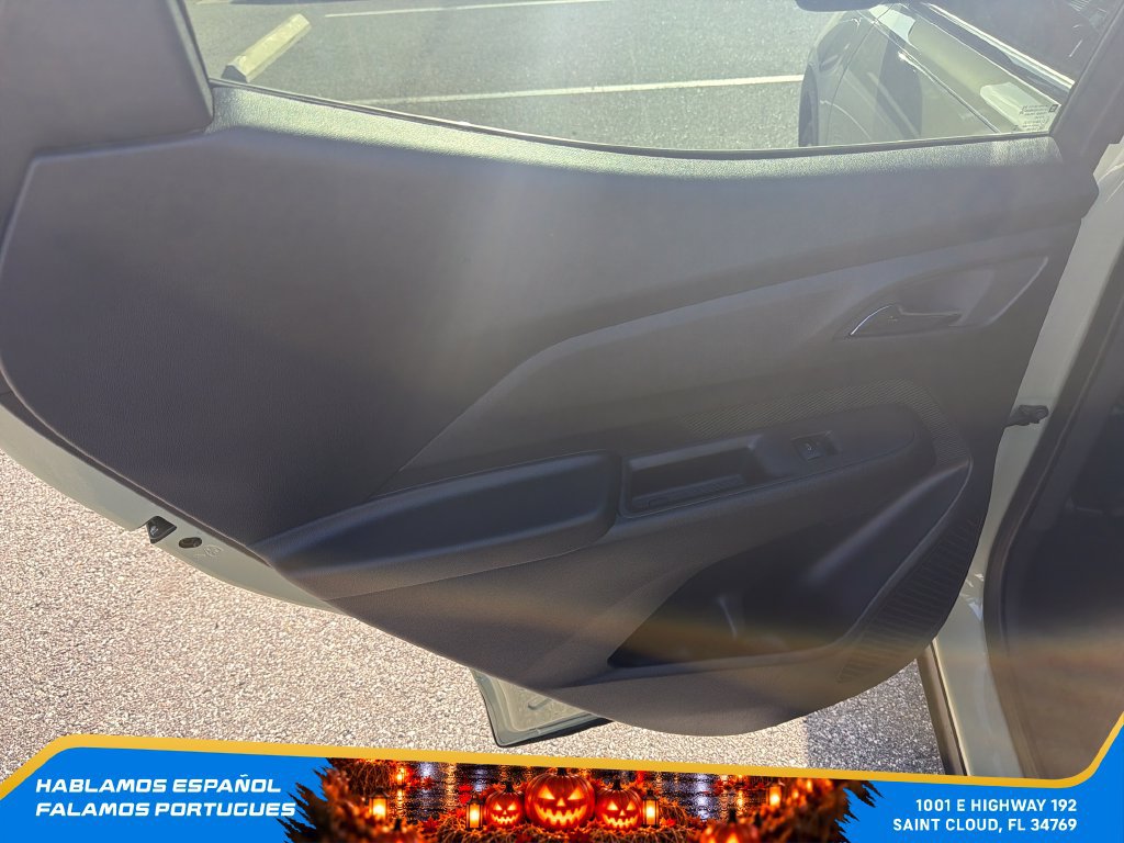 New 2027 Chevrolet Bolt LT w/ Comfort Package FWD image 24