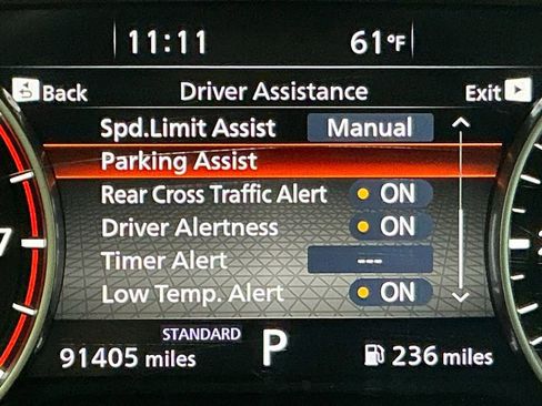 Used 2023 Nissan Rogue SL w/ SL Premium Package image 9