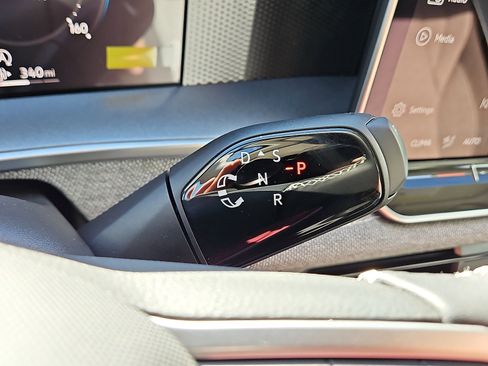 New 2026 Volkswagen Tiguan S image 19