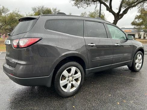 Used 2016 Chevrolet Traverse LT w/ Style and Technology Package image 10