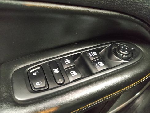 Used 2019 Jeep Compass Latitude w/ Popular Equipment Group AWD/4WD image 27