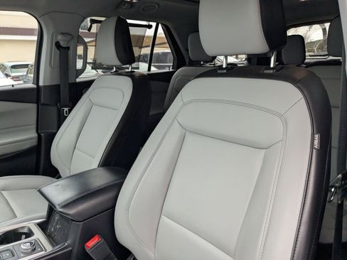 Used 2021 Ford Explorer XLT w/ Equipment Group 202A image 12