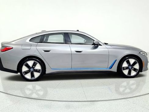 Used 2023 BMW i4 eDrive35 RWD image 10