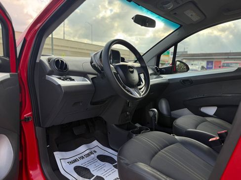 Used 2014 Chevrolet Spark LT image 7
