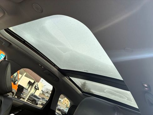 Certified 2022 Lincoln Corsair AWD w/ Premium Package image 19