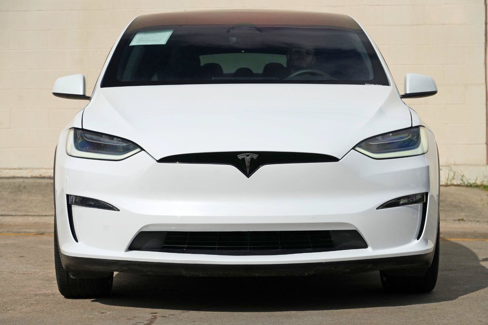 Used 2023 Tesla Model X AWD/4WD image 7