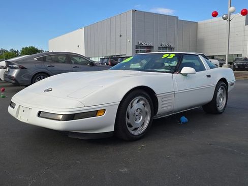 Used 1993 Chevrolet Corvette Coupe RWD image 7