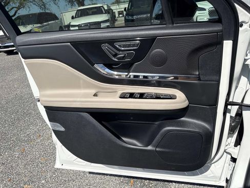 New 2026 Lincoln Corsair Grand Touring w/ Jet Appearance Package image 18