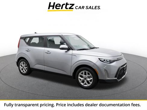 Used 2025 Kia Soul LX w/ LX Technology Package FWD image 1