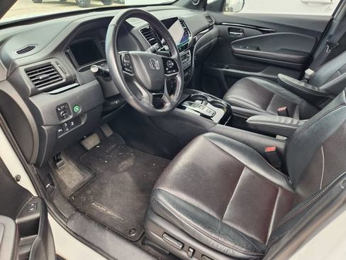 Used 2021 Honda Pilot Black Edition image 8