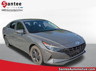 Used 2023 Hyundai Elantra SEL image 1