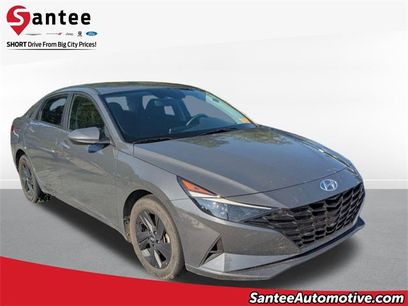Used 2023 Hyundai Elantra SEL