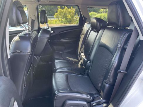 Used 2016 Dodge Journey Crossroad FWD image 12