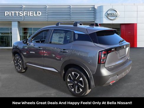 New 2026 Nissan Kicks SV w/ Interior Electronics Package AWD/4WD image 4