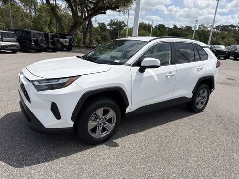 Certified 2024 Toyota RAV4 XLE FWD image 5