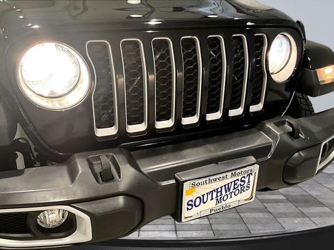 Used 2022 Jeep Gladiator Overland AWD/4WD image 33