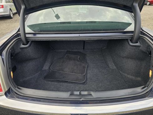 Used 2012 Chrysler 300 Limited image 11