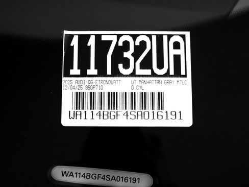 Used 2025 Audi Q6 e-tron Premium w/ Convenience Package image 25