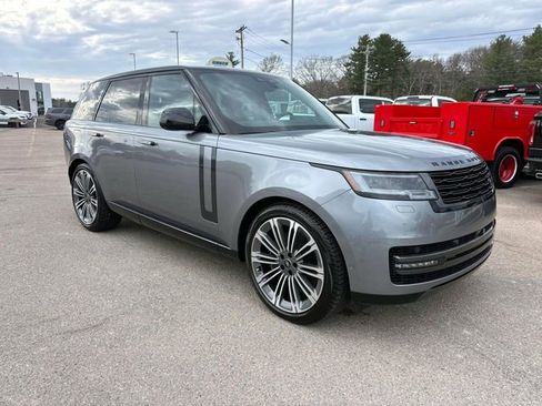 Used 2024 Land Rover Range Rover SE AWD/4WD image 1