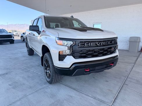 New 2026 Chevrolet Silverado 1500 Custom Trail Boss AWD/4WD image 1