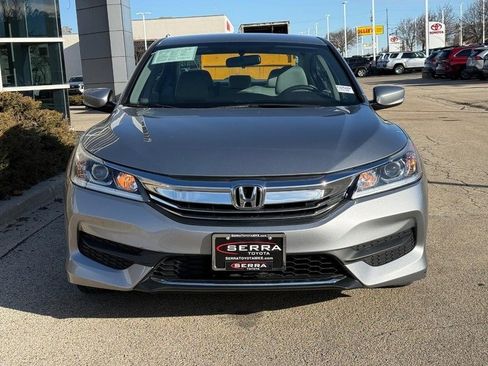 Used 2017 Honda Accord LX image 8