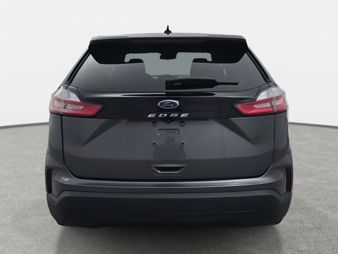 Used 2021 Ford Edge SE w/ Cargo Accessory Package image 4