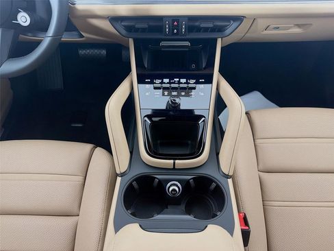 New 2026 Porsche Cayenne Coupe image 20