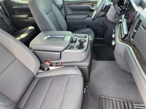 Certified 2025 GMC Sierra 1500 Elevation image 23