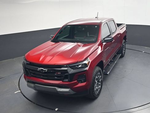 Used 2026 Chevrolet Colorado Z71 w/ Technology Package AWD/4WD image 18