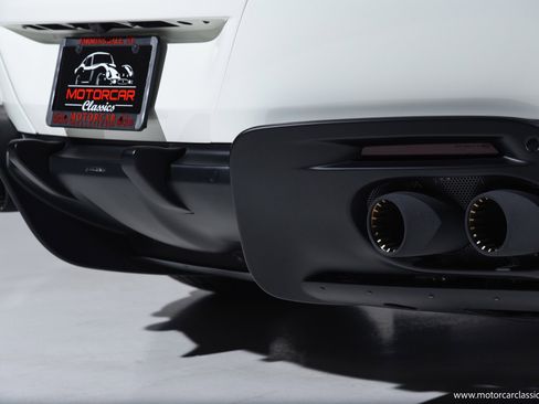 Used 2024 Ferrari Roma image 16