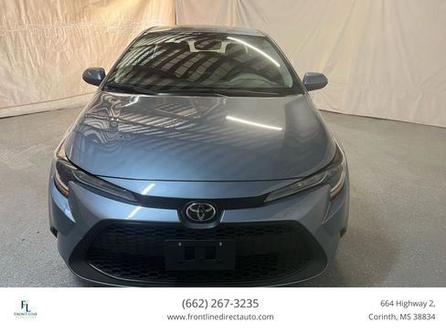 Used 2022 Toyota Corolla LE image 2