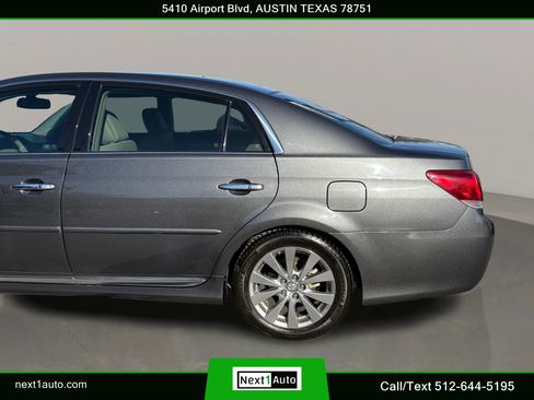 Used 2012 Toyota Avalon Limited image 13