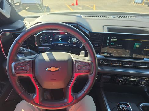 Used 2023 Chevrolet Silverado 1500 High Country w/ High Country Premium Package image 14