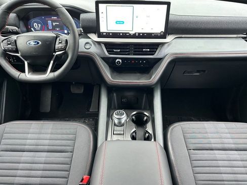 New 2026 Ford Explorer ST-Line w/ ST-Line Street Pack image 11