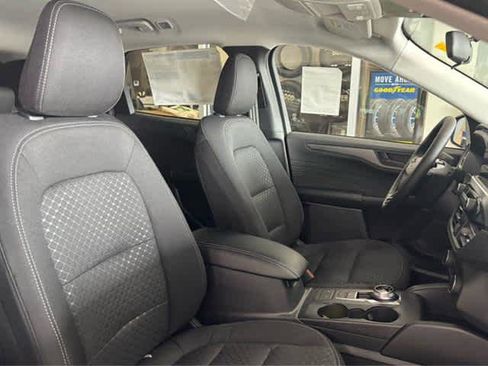 New 2025 Ford Escape Active w/ Cold Weather Package image 39