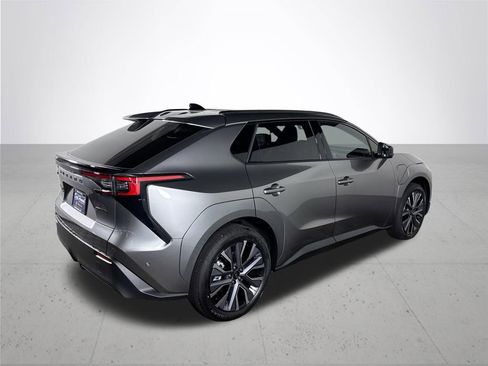 New 2026 Subaru Solterra Limited image 6