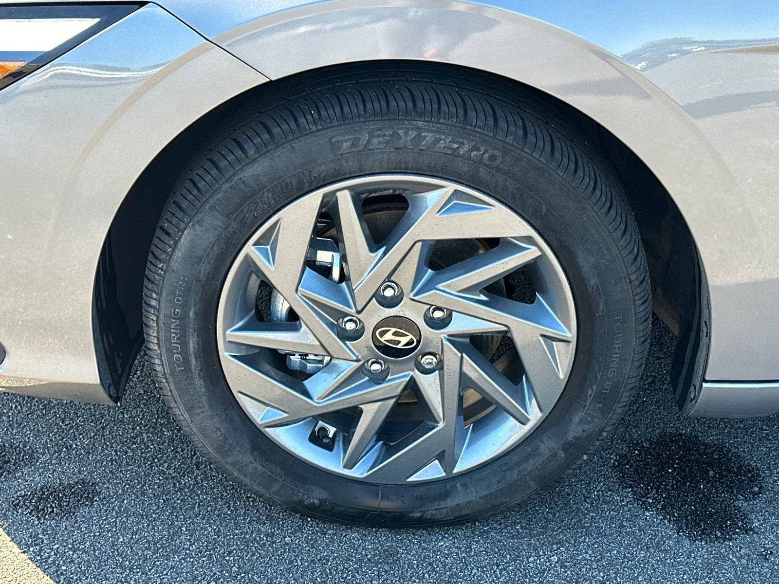 Certified 2024 Hyundai Elantra SEL FWD image 13