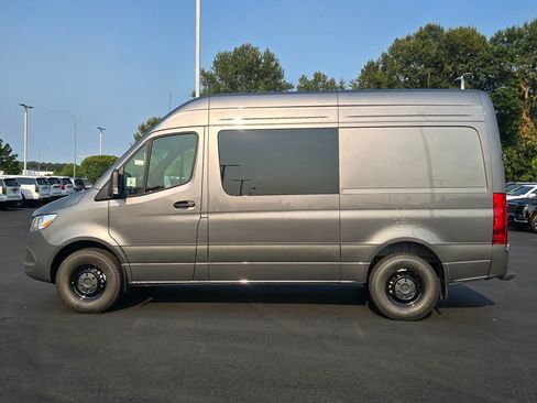 New 2026 Mercedes-Benz Sprinter 2500 image 3