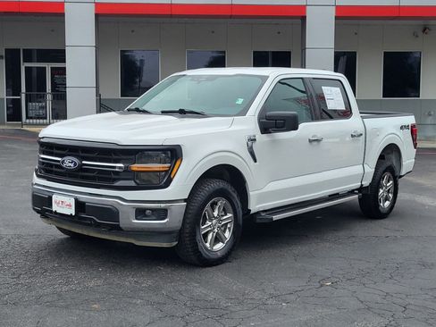 Used 2025 Ford F150 XLT w/ Equipment Group 301A Standard AWD/4WD image 7