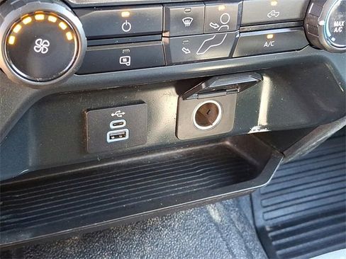 Used 2023 Ford F250 XL w/ FX4 Off-Road Package image 23